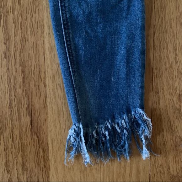 Free People Great Heights Frayed Skinny Jeans Size 24 short - Picture 8 of 8